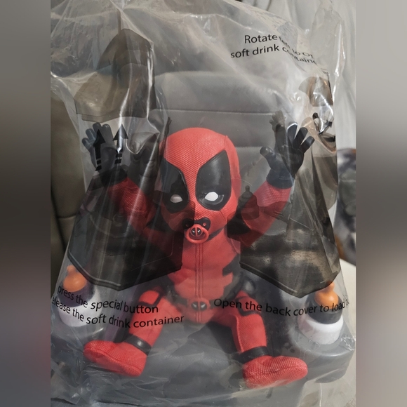 COPY - Regal Deadpool baby popcorn & drink holder - Picture 2 of 5